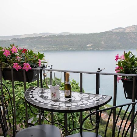 B&B Carpe Diem Vista Lago Castel Gandolfo Exterior foto