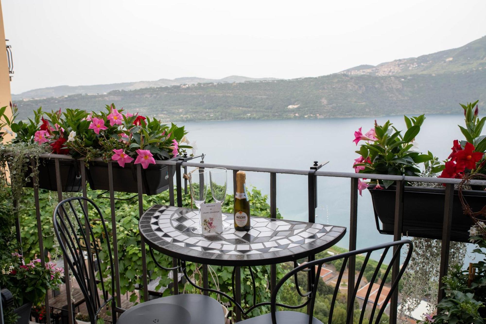 B&B Carpe Diem Vista Lago Castel Gandolfo Exterior foto